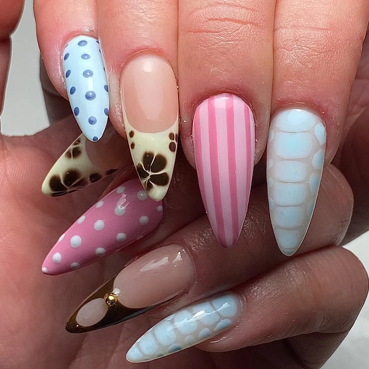 24pcs INS Colorful Y2K Press Nail Set