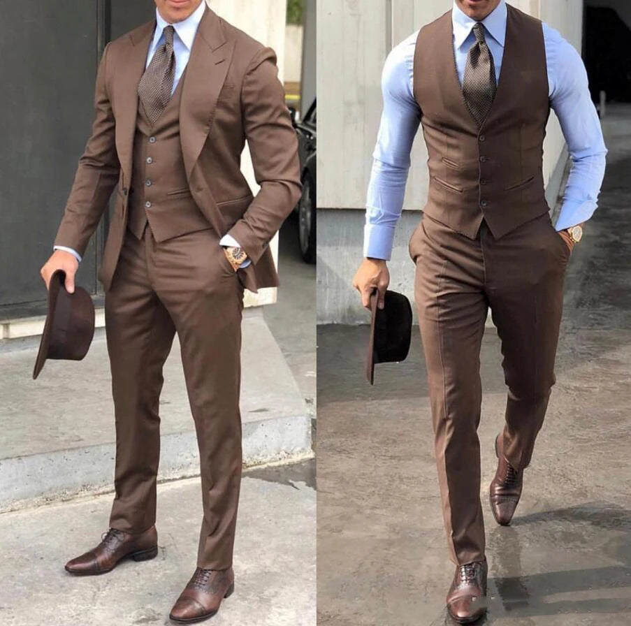 Classy Three-Piece Bridegroom Tuxedo