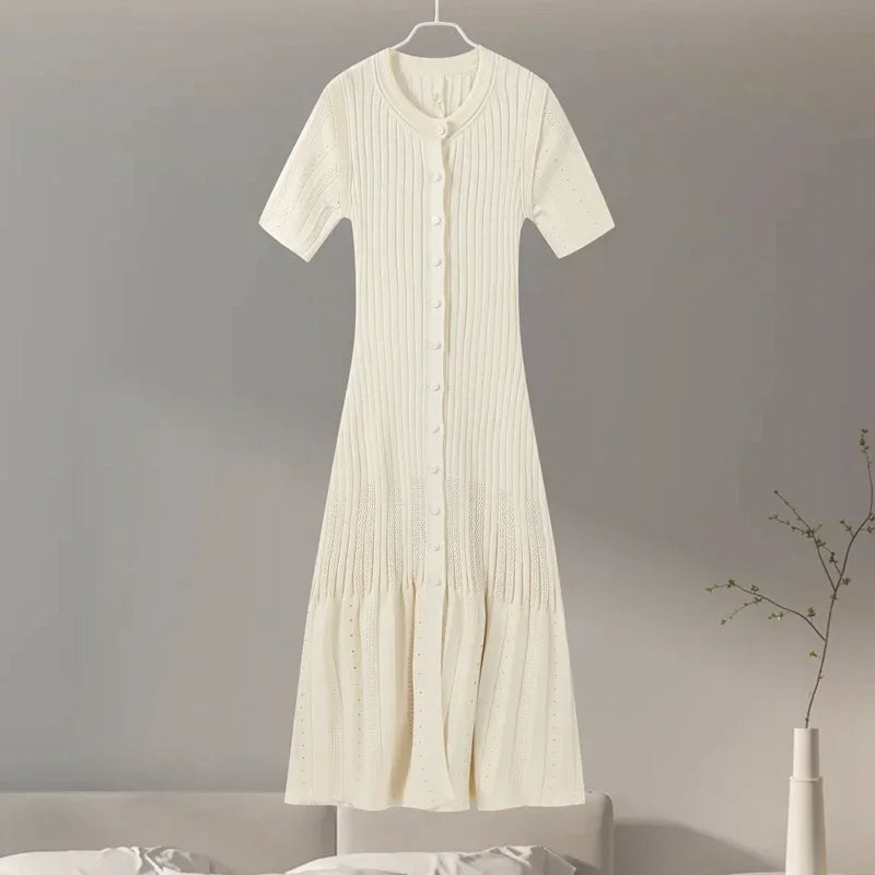 Elegant White Knit Maxi Dress
