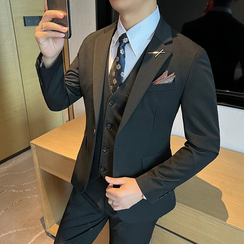 Groomsmen Three-Piece Suit Ensemble