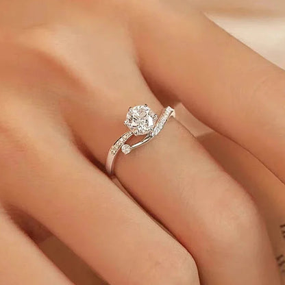 Zircon Prong Wedding Band