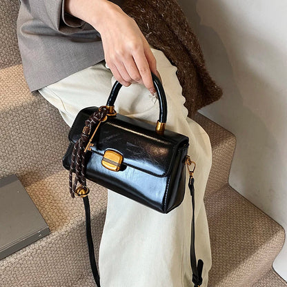 Vintage Flap Handbag