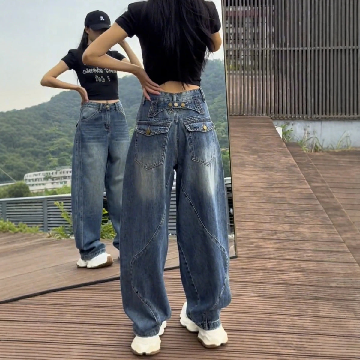 Thin Wide-Leg Straight Jeans