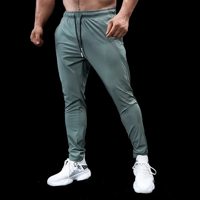 Quick-Dry Slim Cuffed Sports Trousers