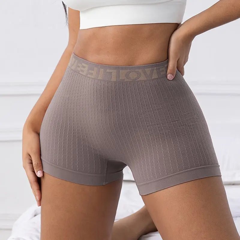Ribbed Seamless Yoga Shorts