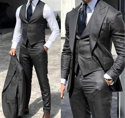 Classy Three-Piece Bridegroom Tuxedo