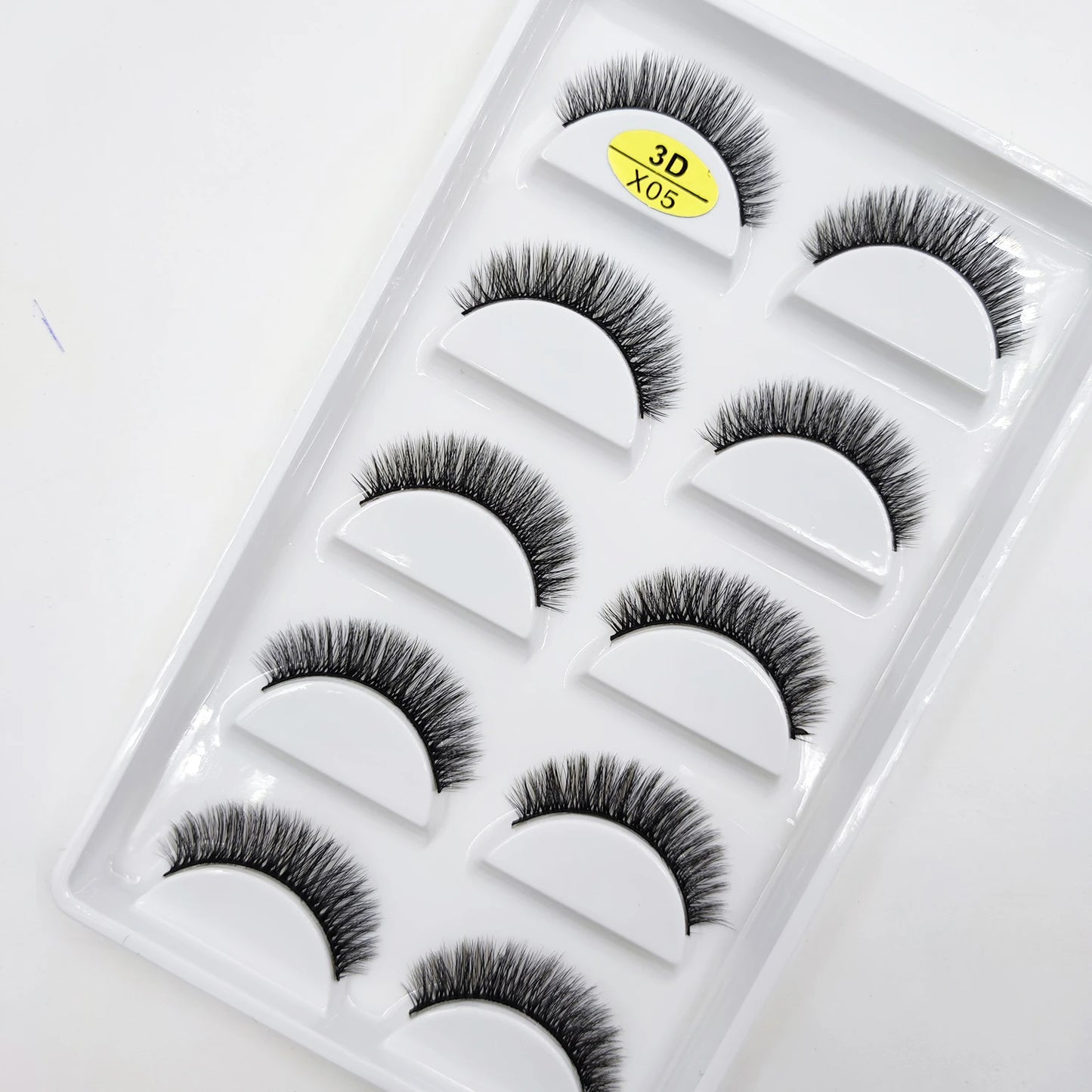 Crisscross Wispy Strip Lashes