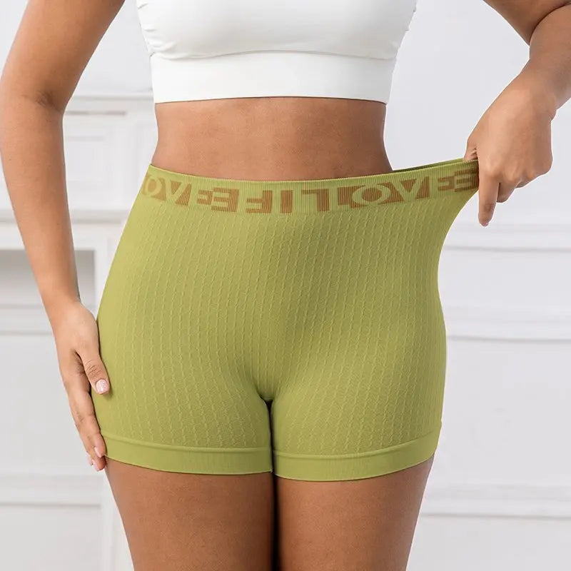 Ribbed Seamless Yoga Shorts