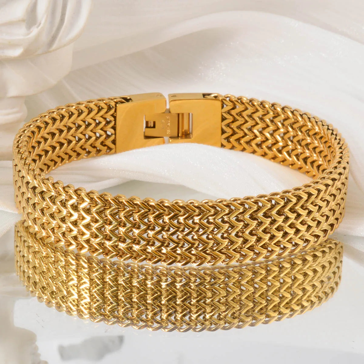 Trendy Men’s Stainless Bangle