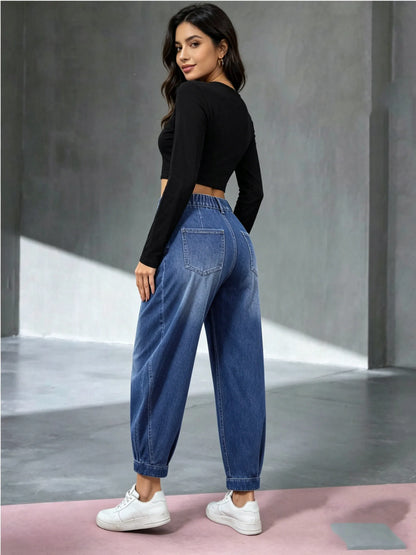 Relaxed Faded Jeans