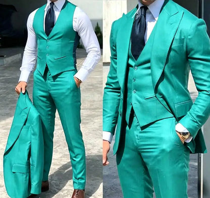 Classy Three-Piece Bridegroom Tuxedo