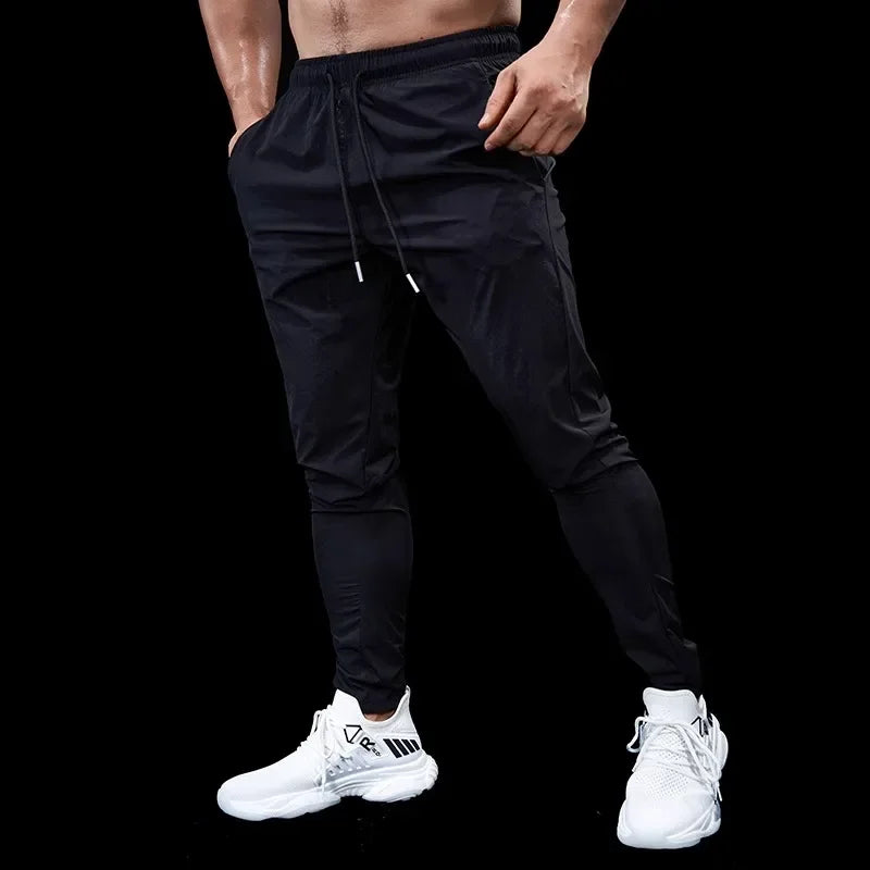 Quick-Dry Slim Cuffed Sports Trousers