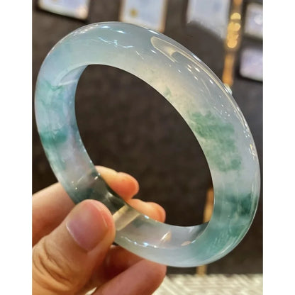 Chalcedony Pendant Necklace