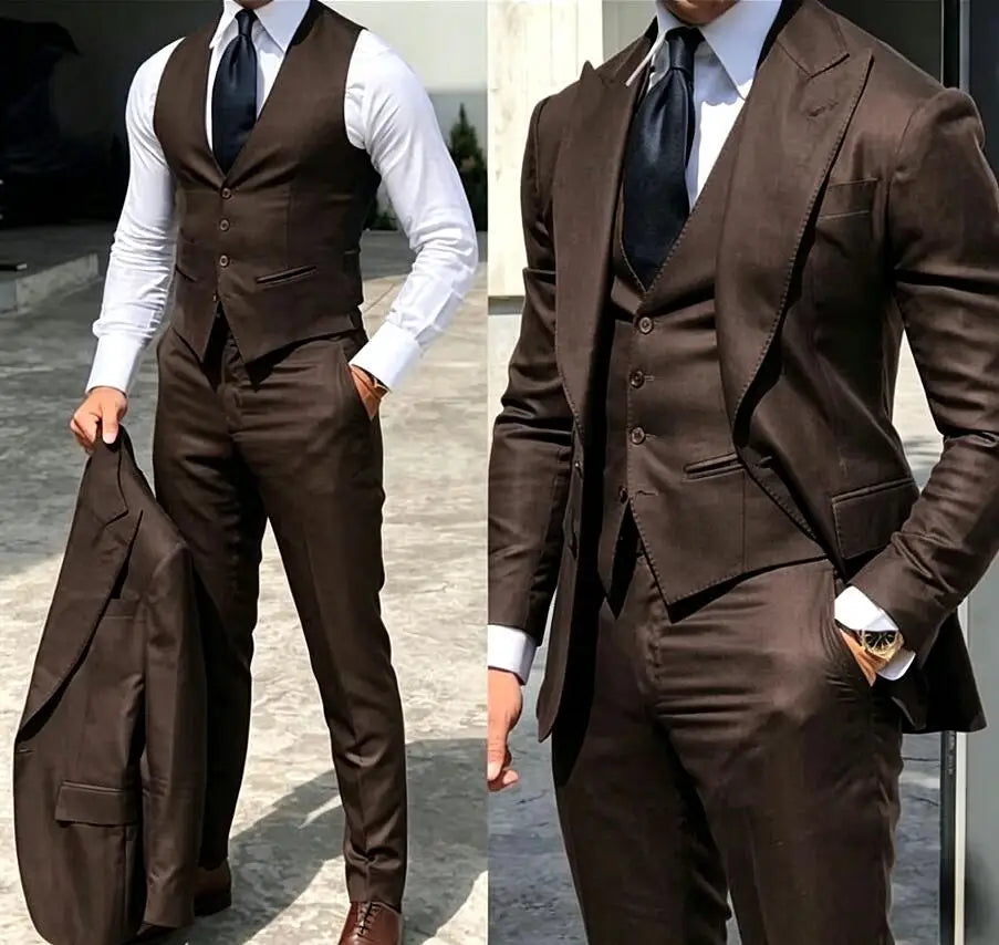Classy Three-Piece Bridegroom Tuxedo