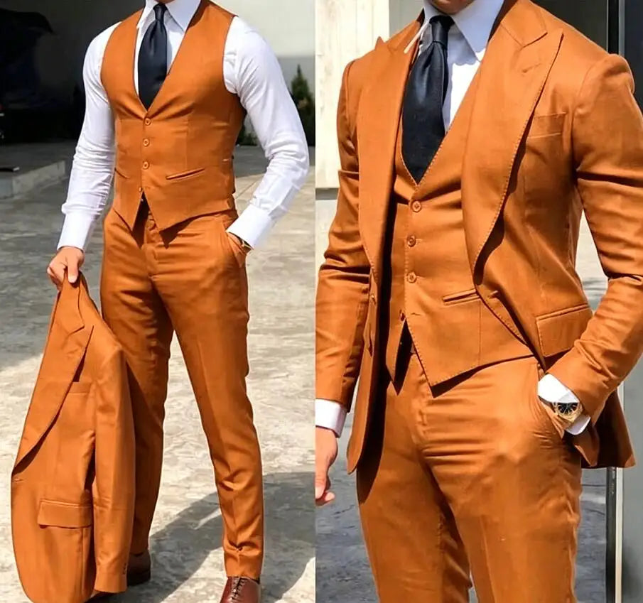Classy Three-Piece Bridegroom Tuxedo