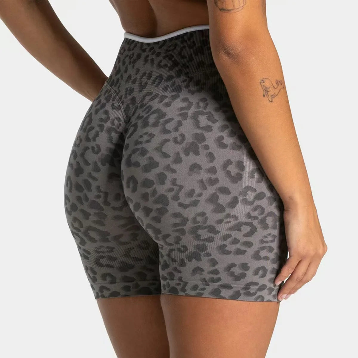 Leopard Seamless Yoga Shorts