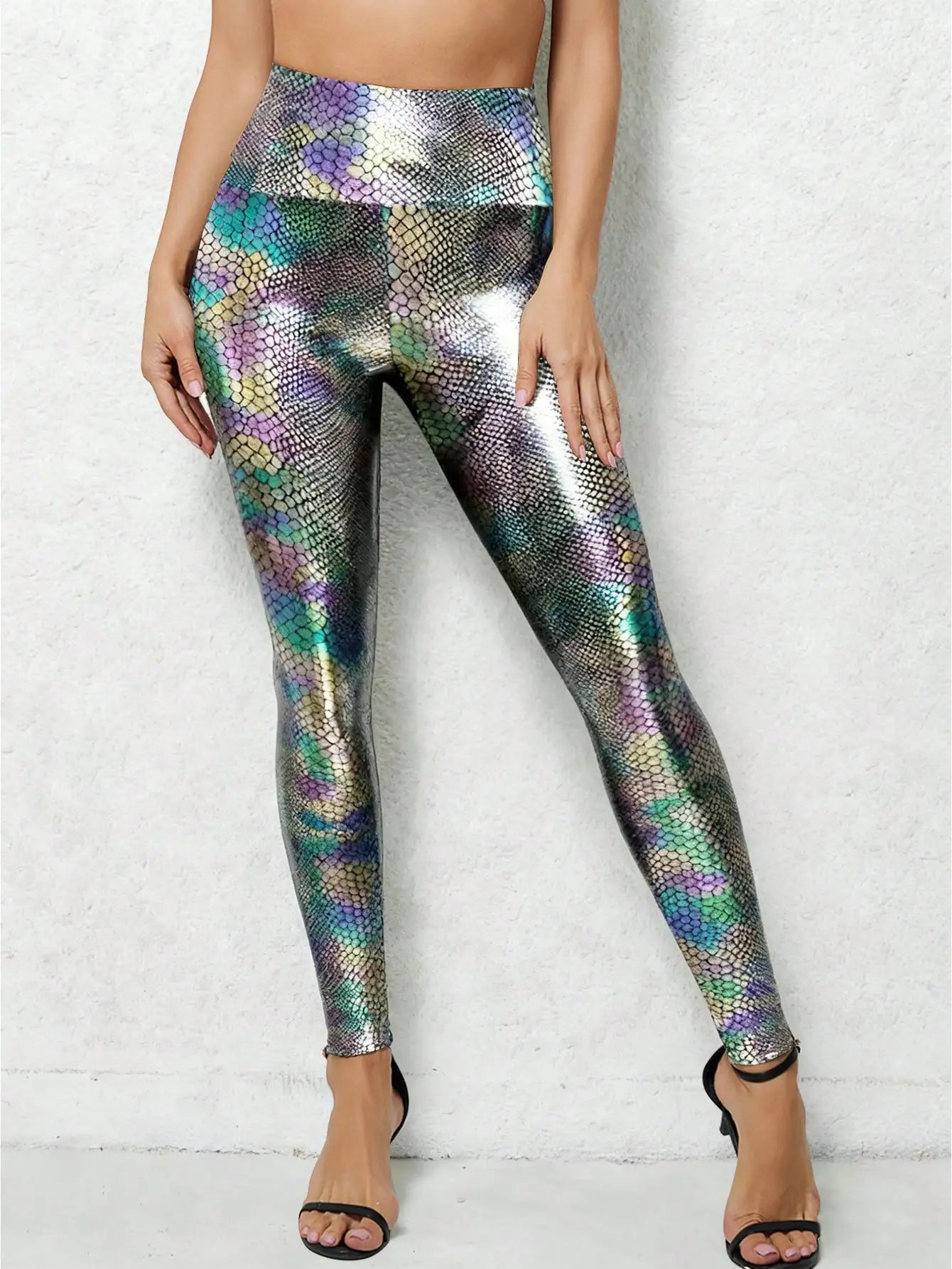 Snake Pattern Gold-Embossed Leggings