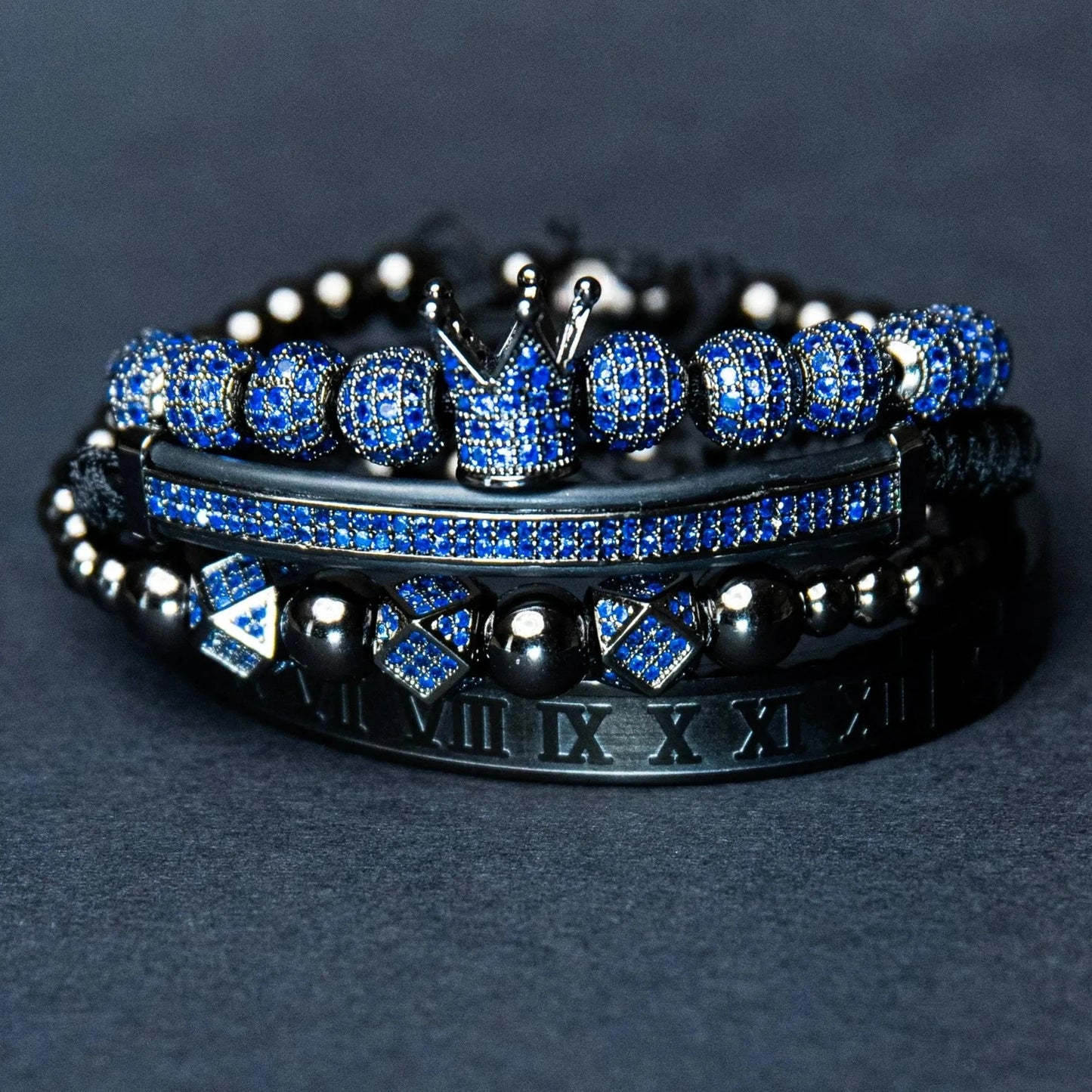Trendy Gold-Plated Crown Charm Bracelet