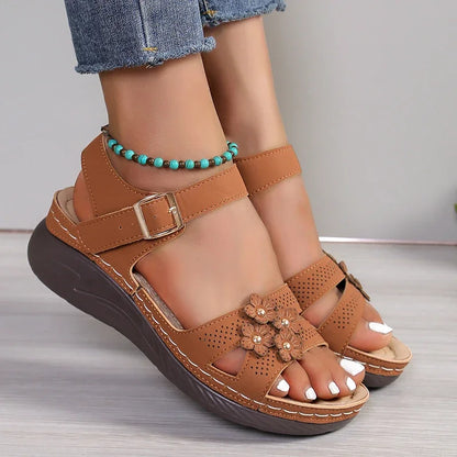 Leisure Wedge Strap Sandals