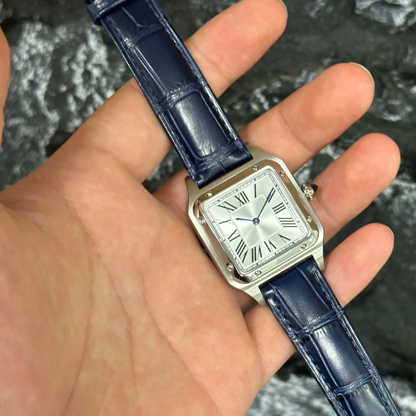 Minimal Quartz Watch