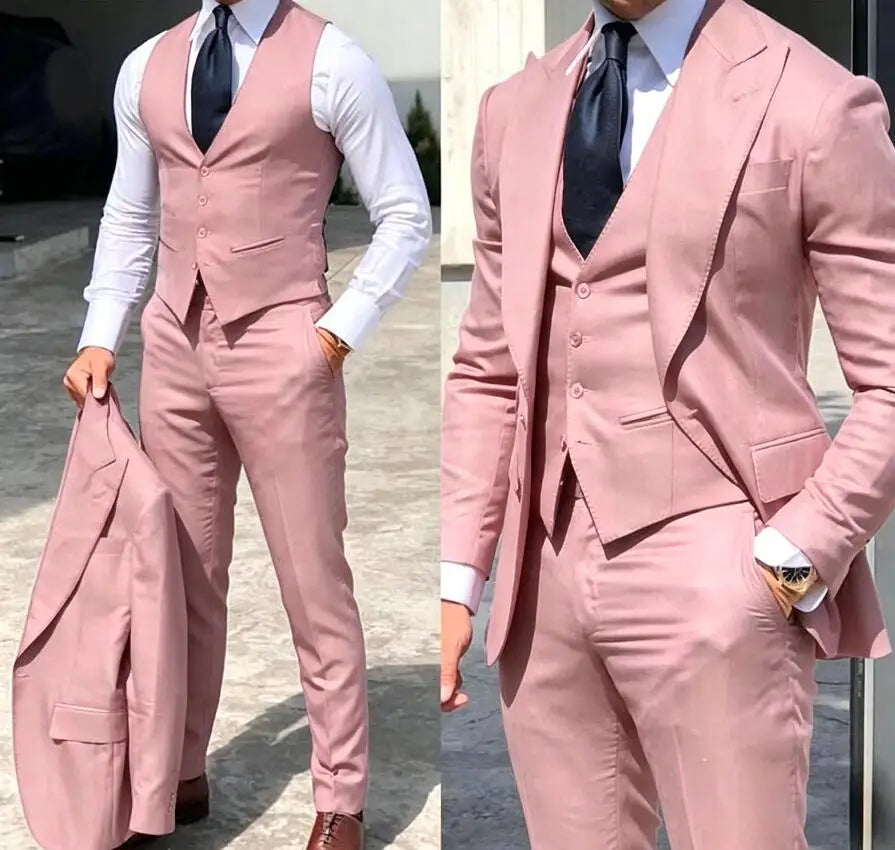 Classy Three-Piece Bridegroom Tuxedo