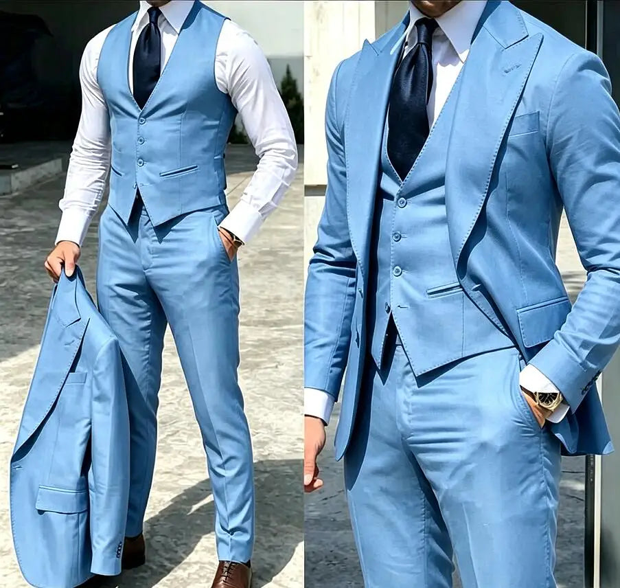 Classy Three-Piece Bridegroom Tuxedo