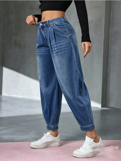 Relaxed Faded Jeans