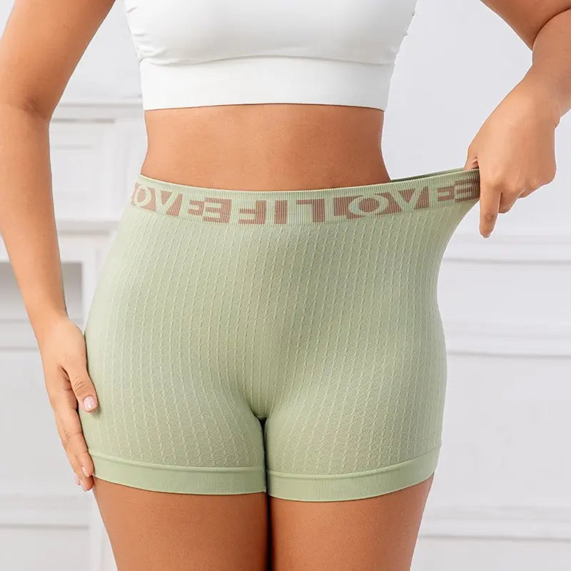 Ribbed Seamless Yoga Shorts