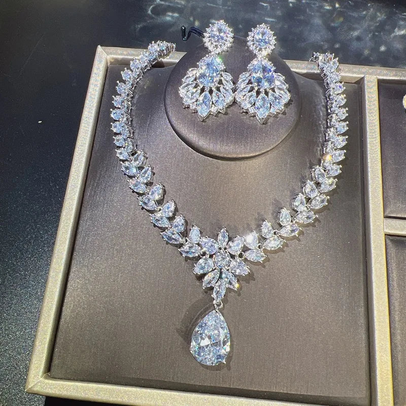 Zircon Necklace & Bracelet Set