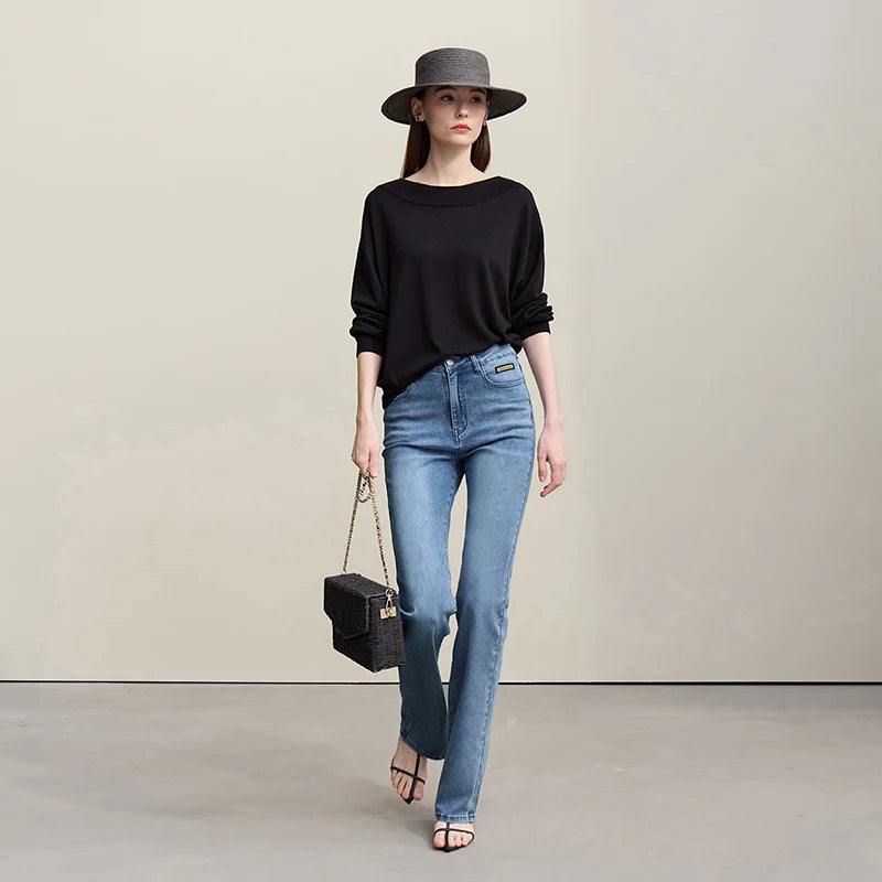 Amii Solid Flared Jeans