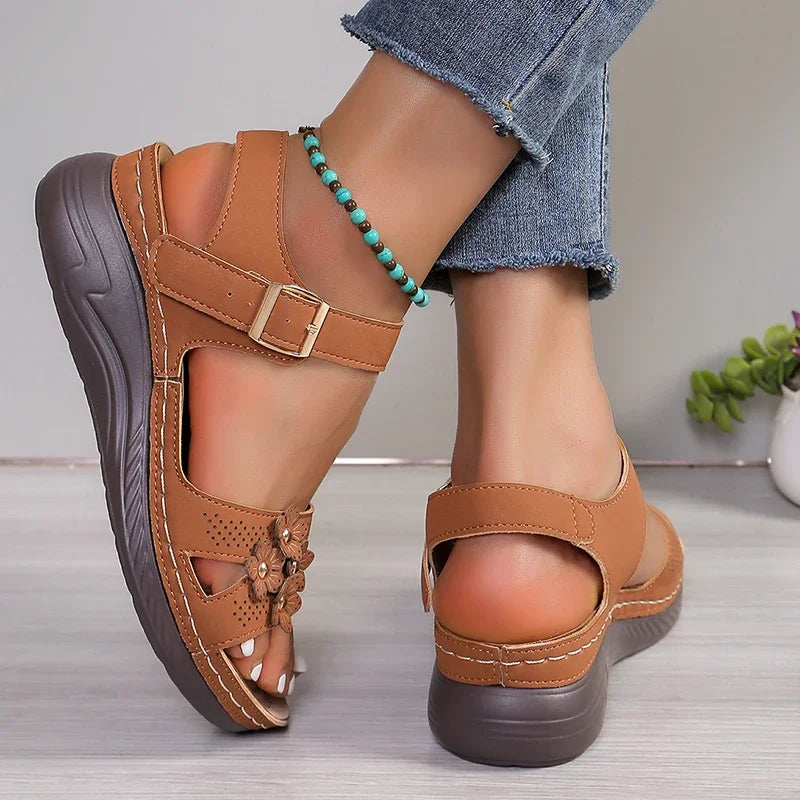 Leisure Wedge Strap Sandals