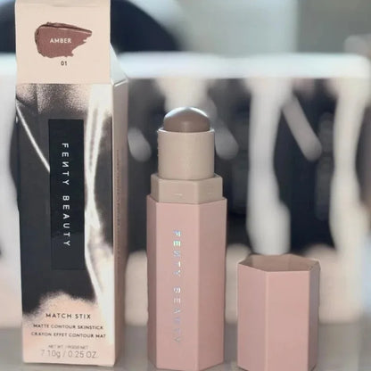 Hydrating Smooth Lipstick