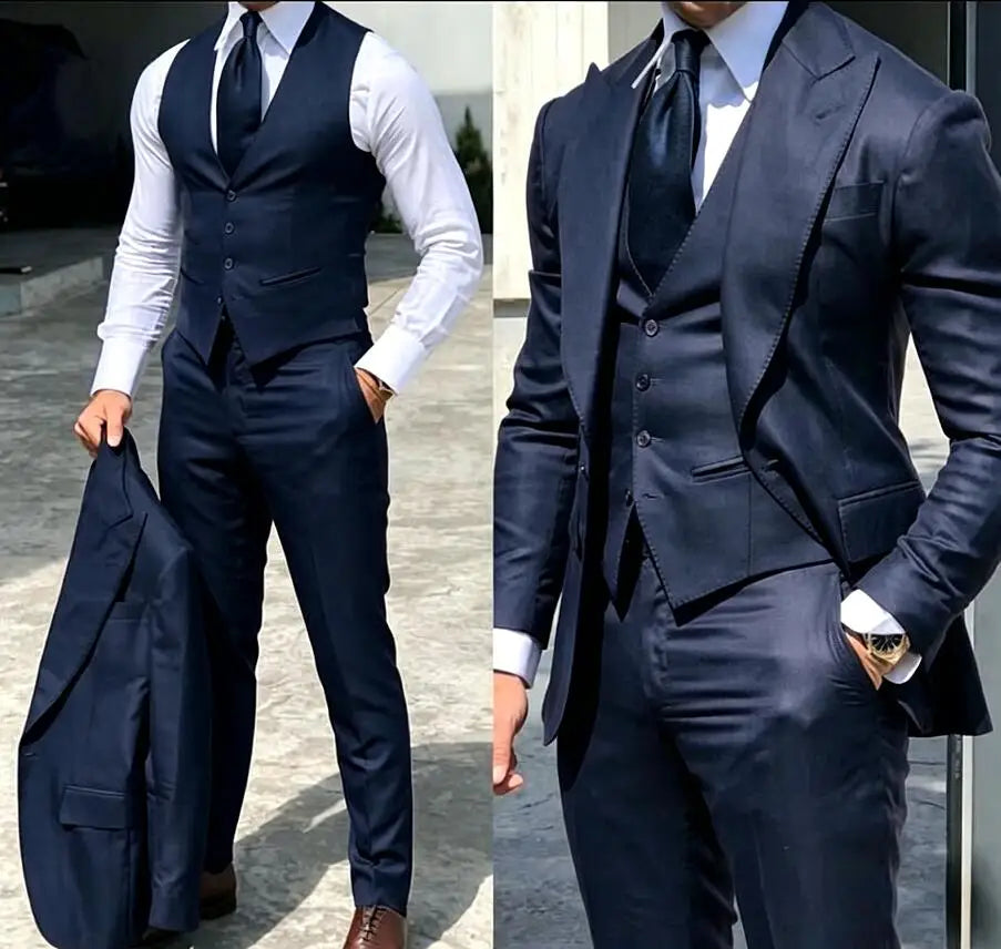 Classy Three-Piece Bridegroom Tuxedo
