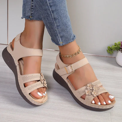Leisure Wedge Strap Sandals
