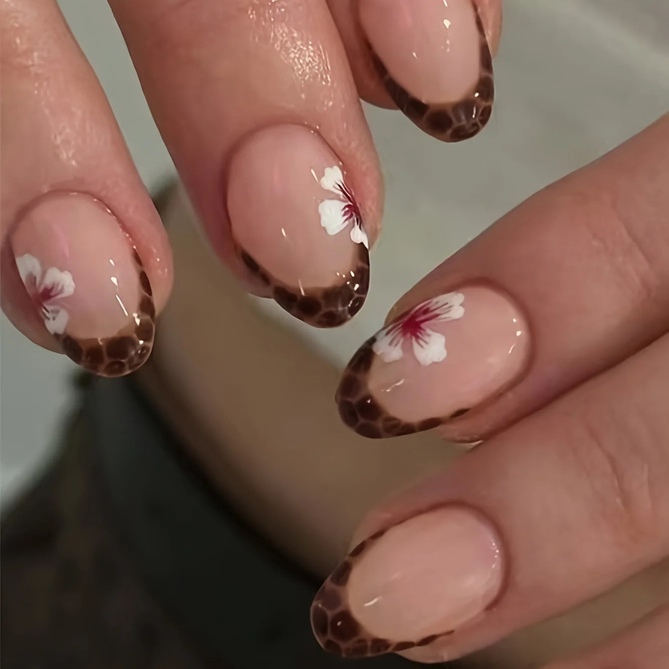 Pink Floral Press Nails